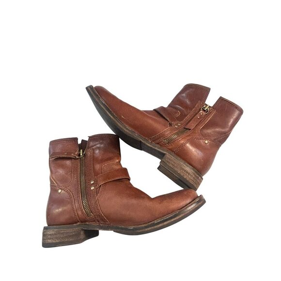 Ugg Fabrizia Buckle brown Boots Size 6.5 - Picture 1 of 6